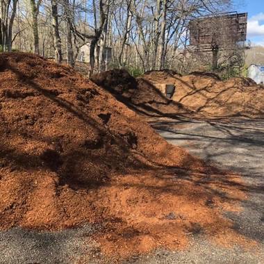 Bulk mulch pile