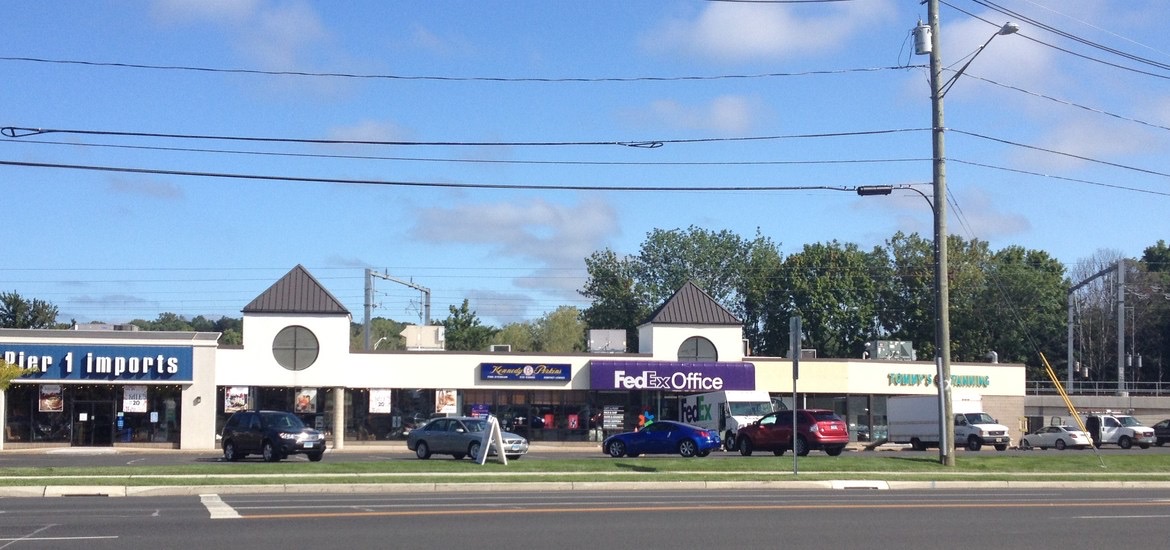 Commercial landscape installation
